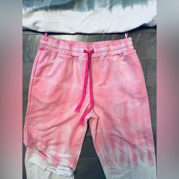 She + Sky jumpsuit - Picture 2 of 3